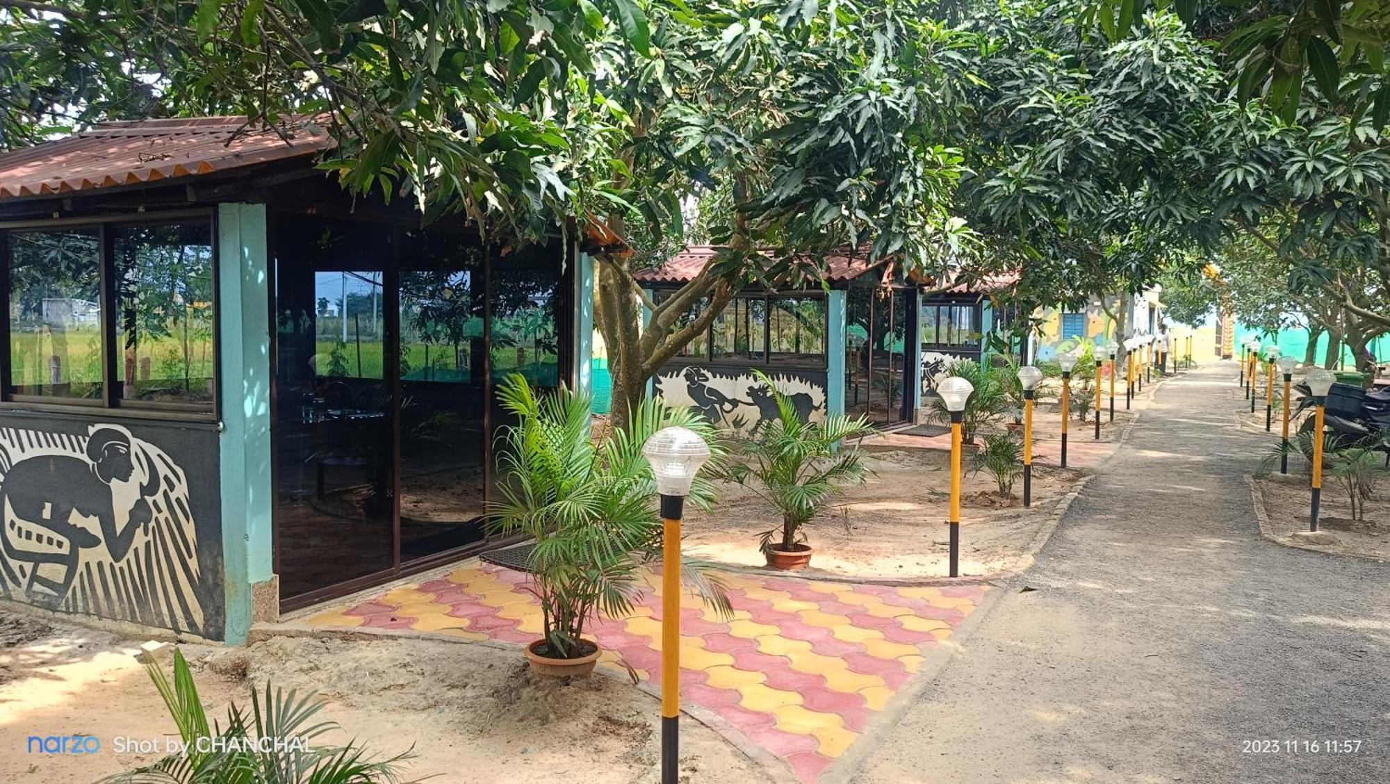 Modhubon Agro Tourism Hotel Bolpur Luaran gambar