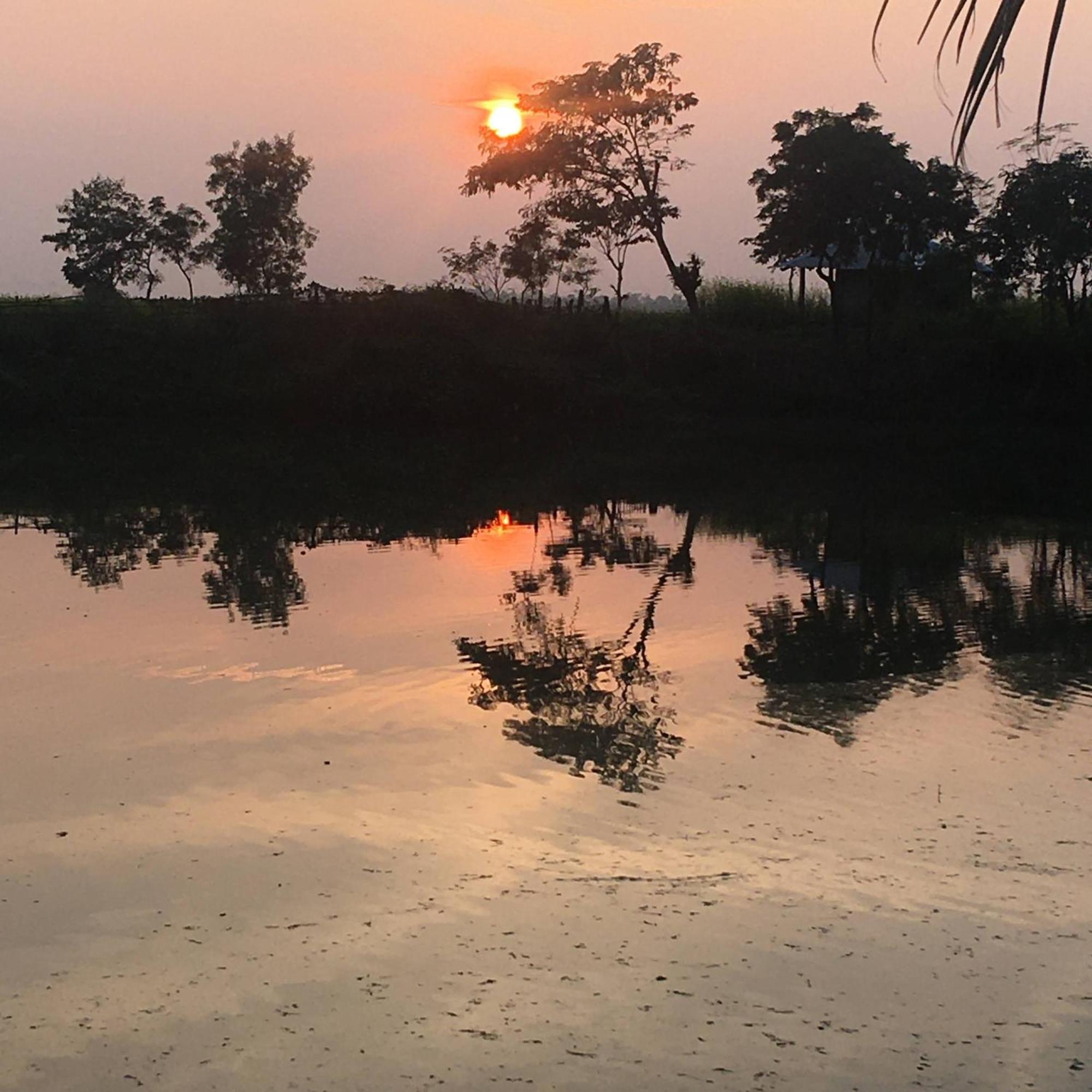 Modhubon Agro Tourism Hotel Bolpur Luaran gambar
